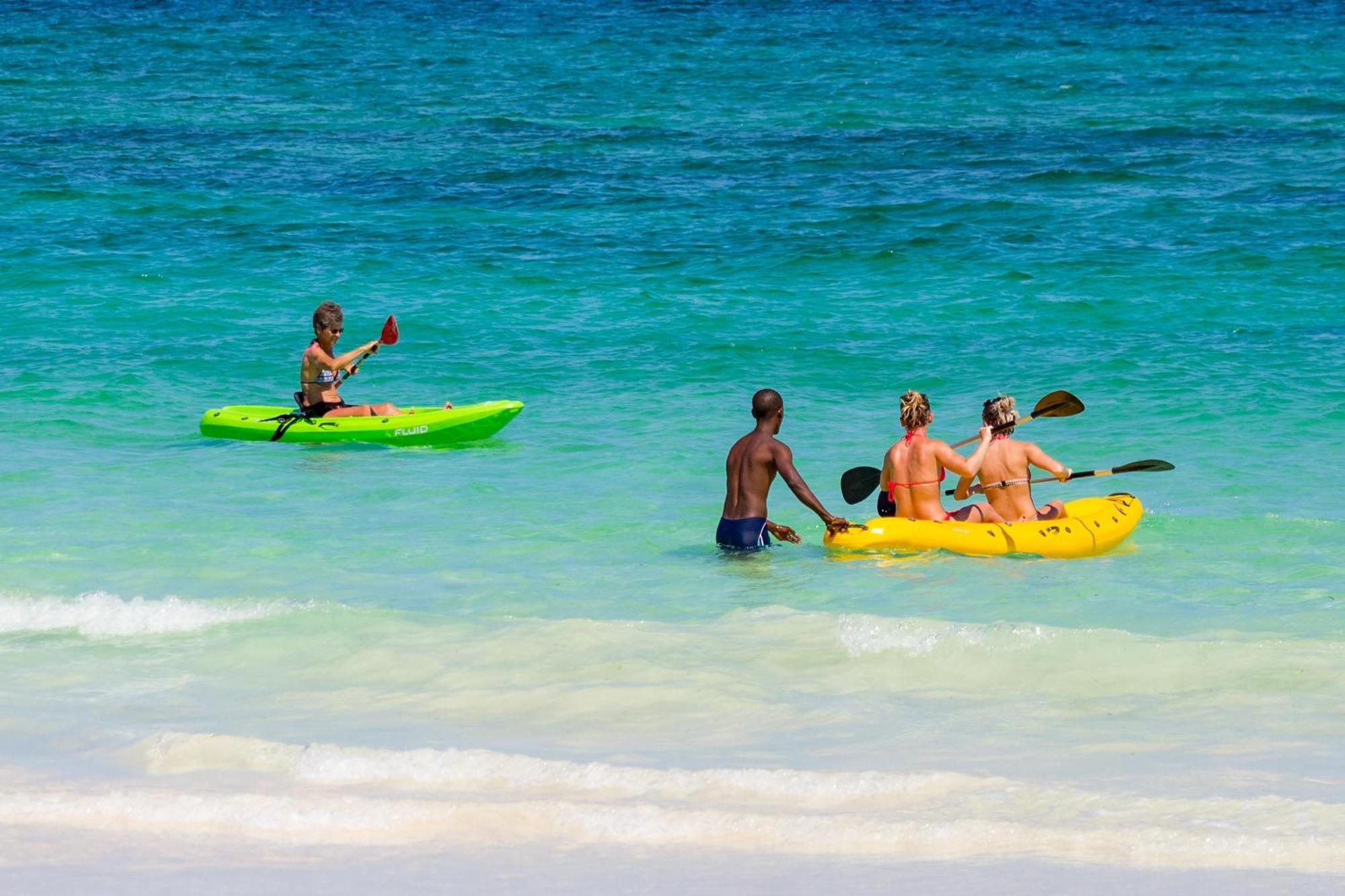 होटल Nomad Diani Beach